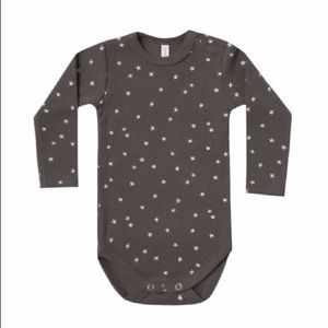 Quincy Mae coal stars onesie 0-3m